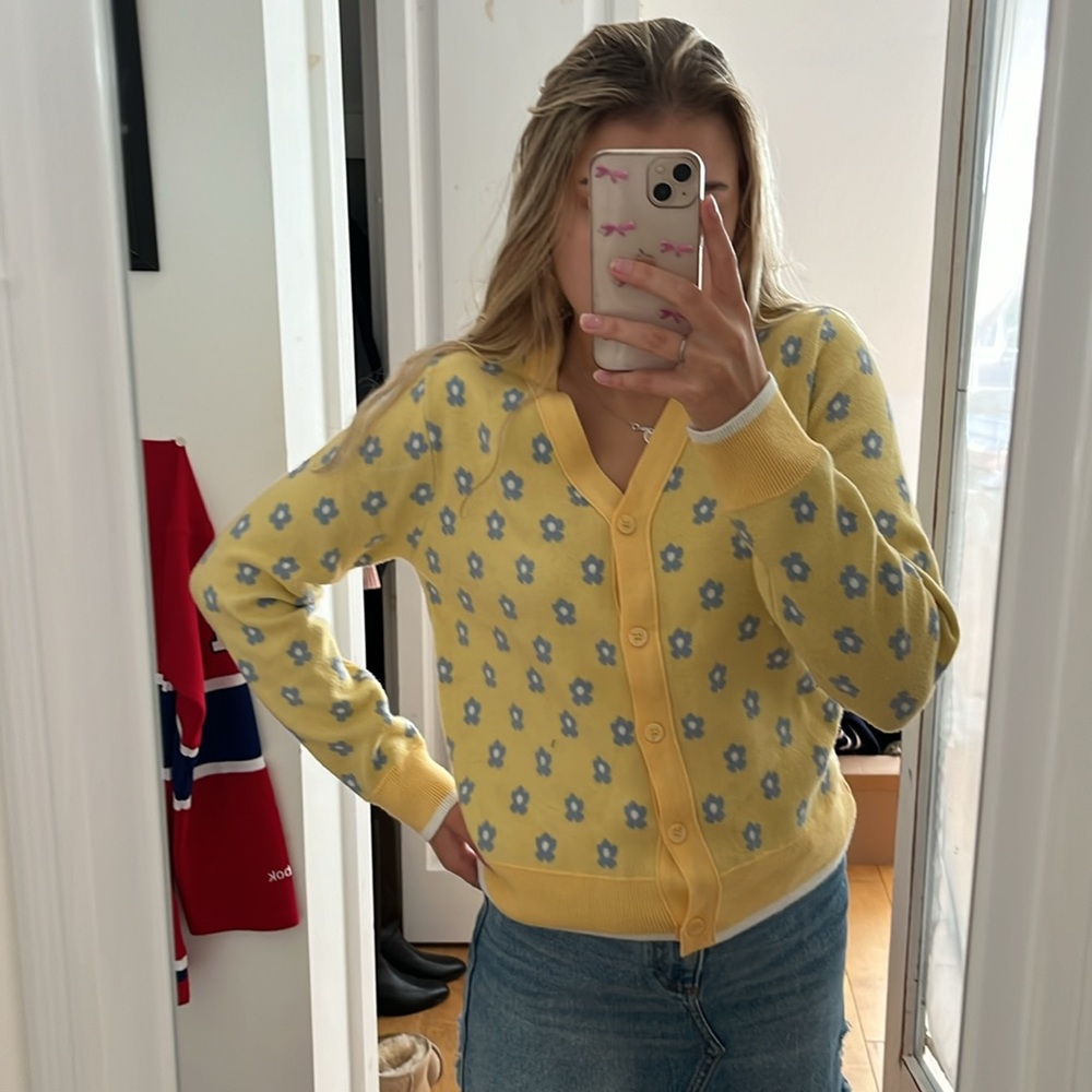 really cute one-size yellow cardigan brand o-pin from simons.